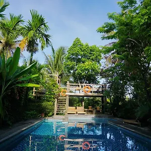 https://rock-villa.hotelsofhoian.com